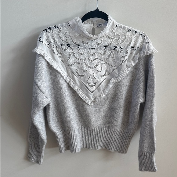 Zara Gray and White Turtleneck Sweater with Elegant Lace - Picture 1 of 7